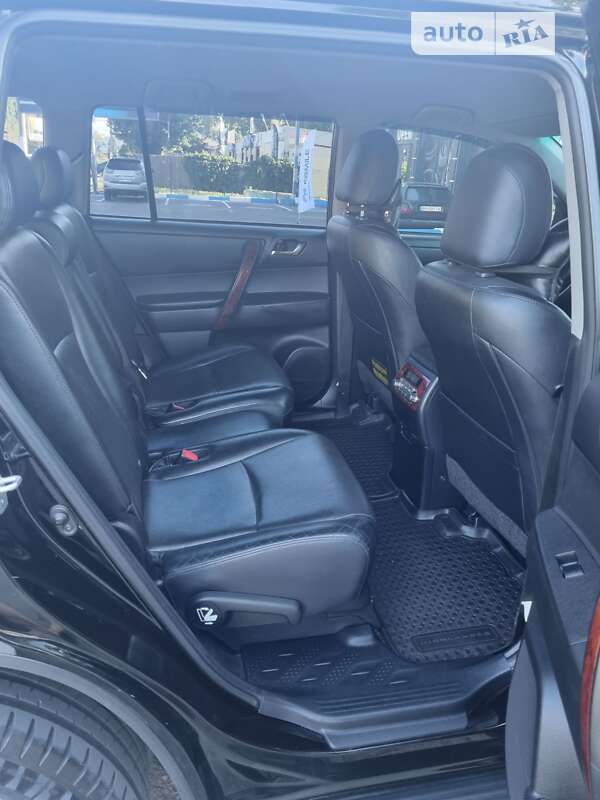 Внедорожник / Кроссовер Toyota Highlander 2012 в Одессе