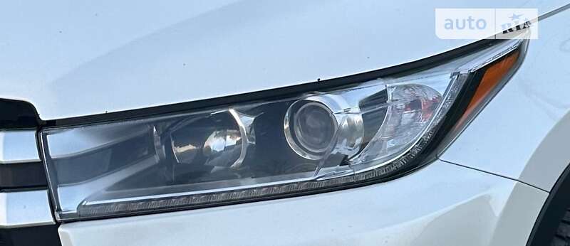 Внедорожник / Кроссовер Toyota Highlander 2017 в Киеве фото 6 Внедорожник / Кроссовер Toyota Highlander 2017 в Киеве