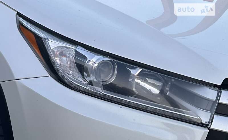 Внедорожник / Кроссовер Toyota Highlander 2017 в Киеве фото 5 Внедорожник / Кроссовер Toyota Highlander 2017 в Киеве