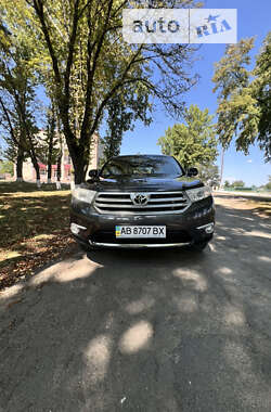 Позашляховик / Кросовер Toyota Highlander 2013 в Чернівцях