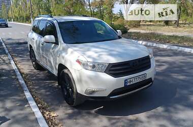 Внедорожник / Кроссовер Toyota Highlander 2011 в Усатово