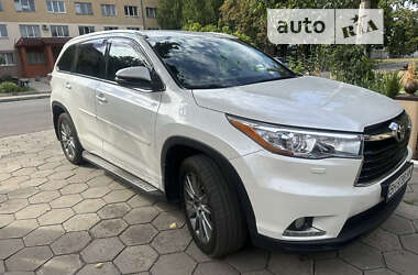 Внедорожник / Кроссовер Toyota Highlander 2014 в Одессе