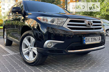 Внедорожник / Кроссовер Toyota Highlander 2011 в Виннице