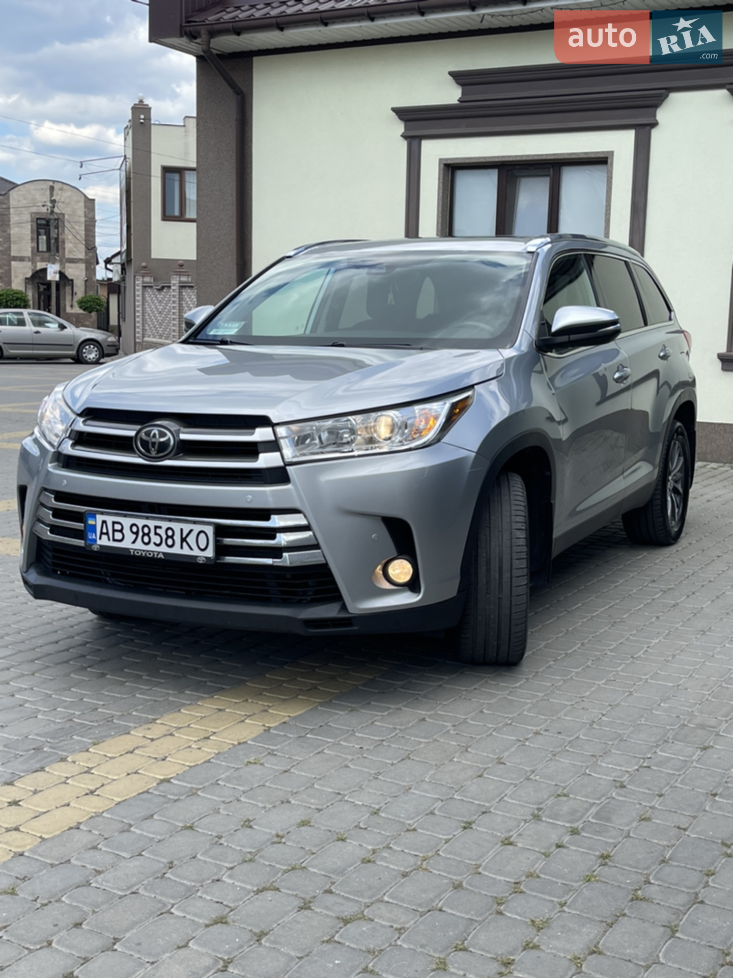 2018 Toyota Highlander - фото 1