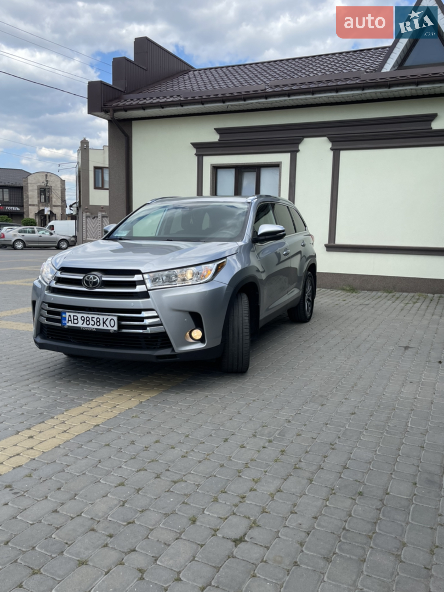 2018 Toyota Highlander - мініатюра 2