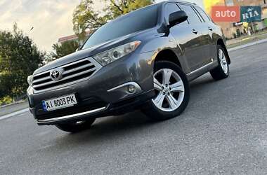 Внедорожник / Кроссовер Toyota Highlander 2011 в Переяславе