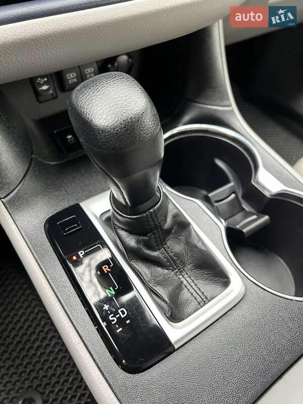 Позашляховик / Кросовер Toyota Highlander 2017 в Сумах