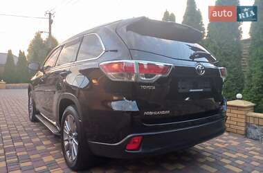 Позашляховик / Кросовер Toyota Highlander 2014 в Краснограді