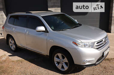 Позашляховик / Кросовер Toyota Highlander 2010 в Харкові