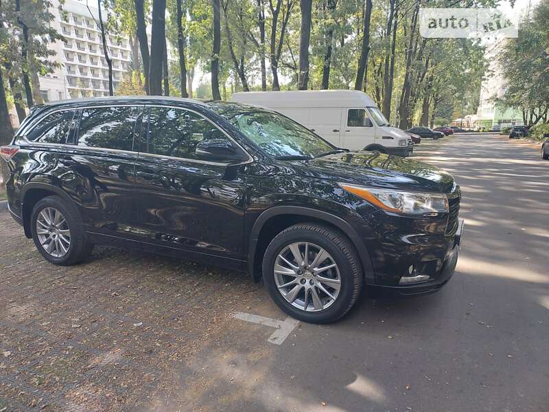 Позашляховик / Кросовер Toyota Highlander 2014 в Вінниці