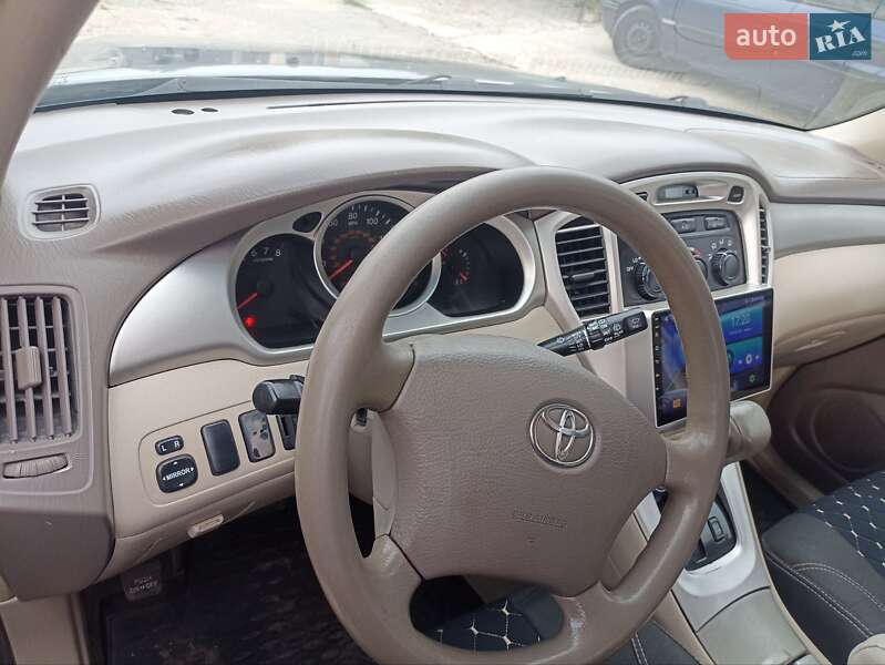 Позашляховик / Кросовер Toyota Highlander 2004 в Херсоні