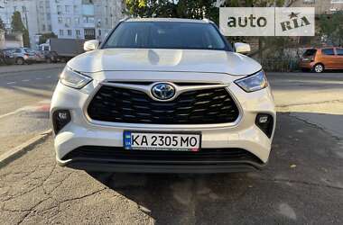 Позашляховик / Кросовер Toyota Highlander 2022 в Києві