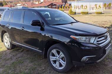 Позашляховик / Кросовер Toyota Highlander 2011 в Чернівцях