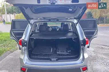 Toyota Highlander 2017