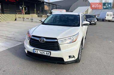 Позашляховик / Кросовер Toyota Highlander 2014 в Києві