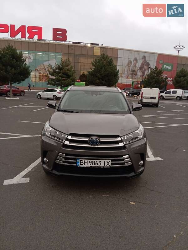 Toyota Highlander 2018