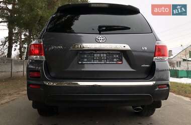 Внедорожник / Кроссовер Toyota Highlander 2012 в Киеве