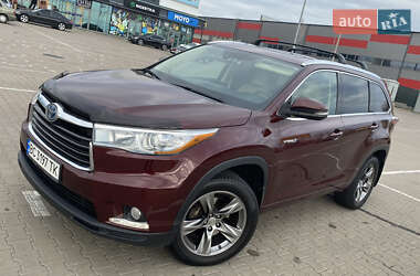 Внедорожник / Кроссовер Toyota Highlander 2015 в Киеве