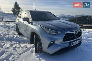 Внедорожник / Кроссовер Toyota Highlander 2020 в Киеве