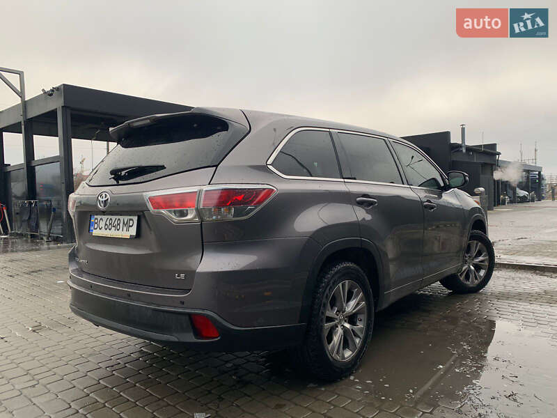 Внедорожник / Кроссовер Toyota Highlander 2015 в Львове