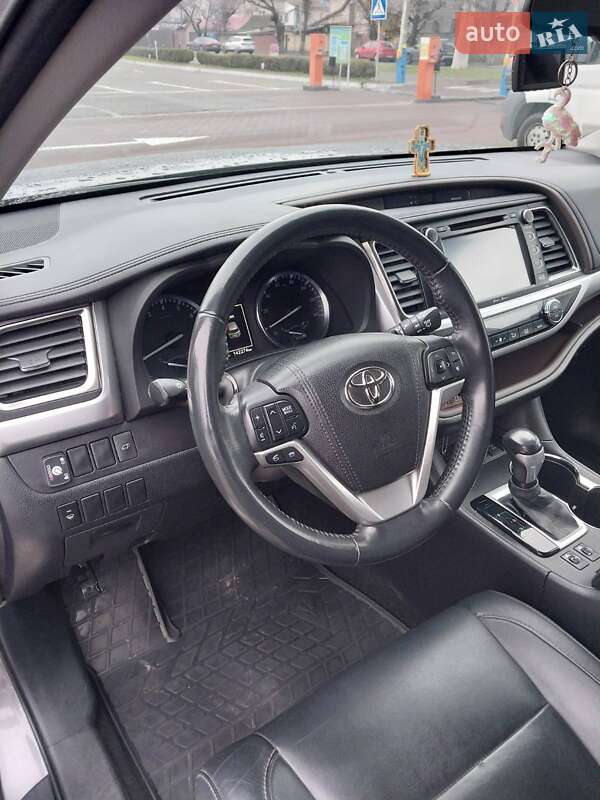 Позашляховик / Кросовер Toyota Highlander 2015 в Одесі