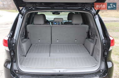 Внедорожник / Кроссовер Toyota Highlander 2017 в 