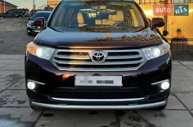 Позашляховик / Кросовер Toyota Highlander 2011 в Києві