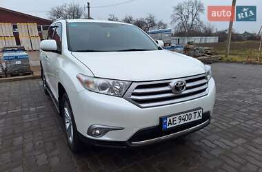 Позашляховик / Кросовер Toyota Highlander 2012 в Краснограді