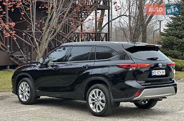 Внедорожник / Кроссовер Toyota Highlander 2023 в 