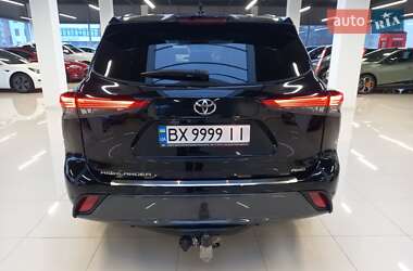 Позашляховик / Кросовер Toyota Highlander 2022 в Хмельницькому