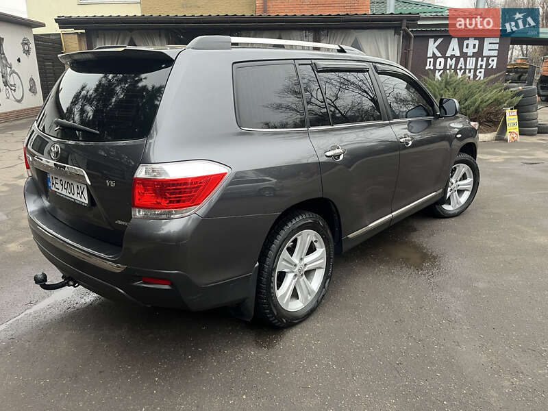 Внедорожник / Кроссовер Toyota Highlander 2012 в Днепре