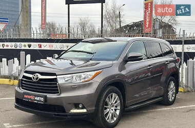 Позашляховик / Кросовер Toyota Highlander 2014 в Києві