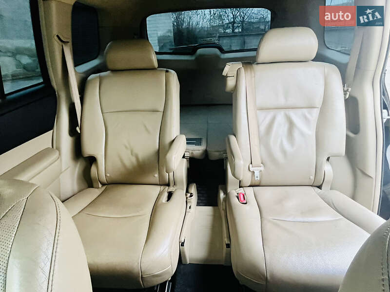 Позашляховик / Кросовер Toyota Highlander 2013 в Іллінцях