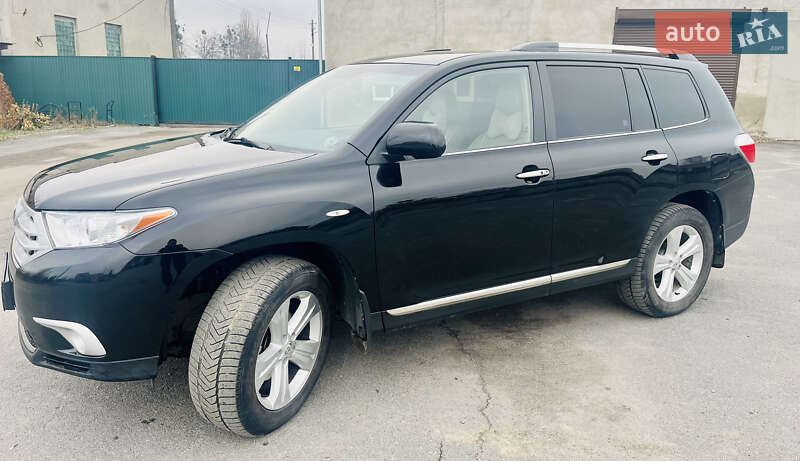 Позашляховик / Кросовер Toyota Highlander 2013 в Іллінцях