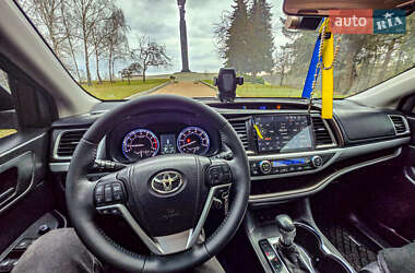 Позашляховик / Кросовер Toyota Highlander 2014 в Житомирі