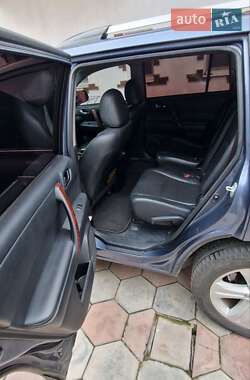 Внедорожник / Кроссовер Toyota Highlander 2013 в 