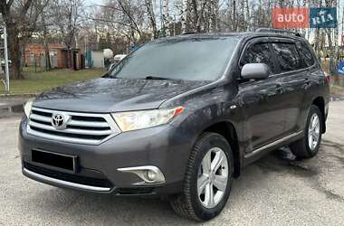 Позашляховик / Кросовер Toyota Highlander 2013 в Охтирці