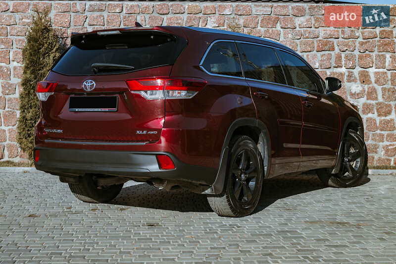 Toyota Highlander 2018