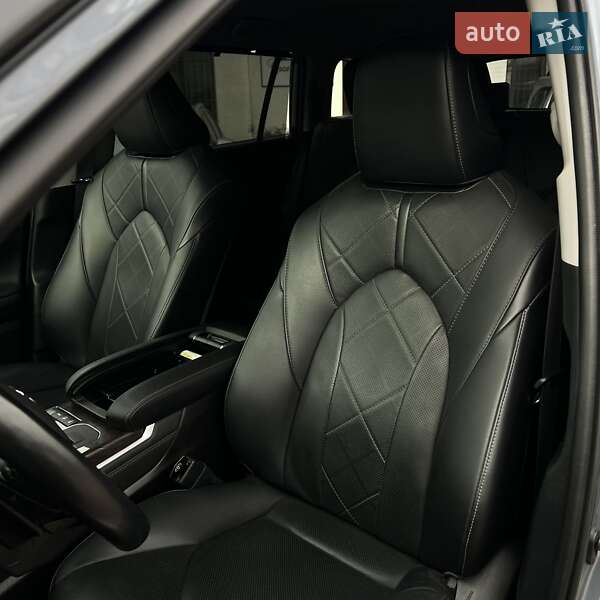 Позашляховик / Кросовер Toyota Highlander 2020 в Чернігові