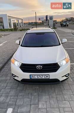 Внедорожник / Кроссовер Toyota Highlander 2013 в Луцке