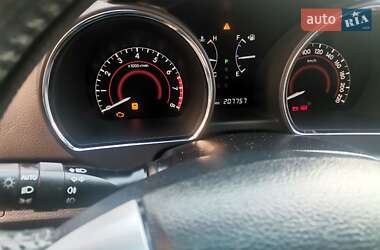 Внедорожник / Кроссовер Toyota Highlander 2012 в 