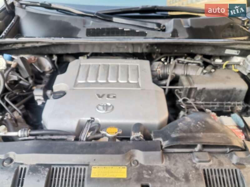 Внедорожник / Кроссовер Toyota Highlander 2012 в Киеве