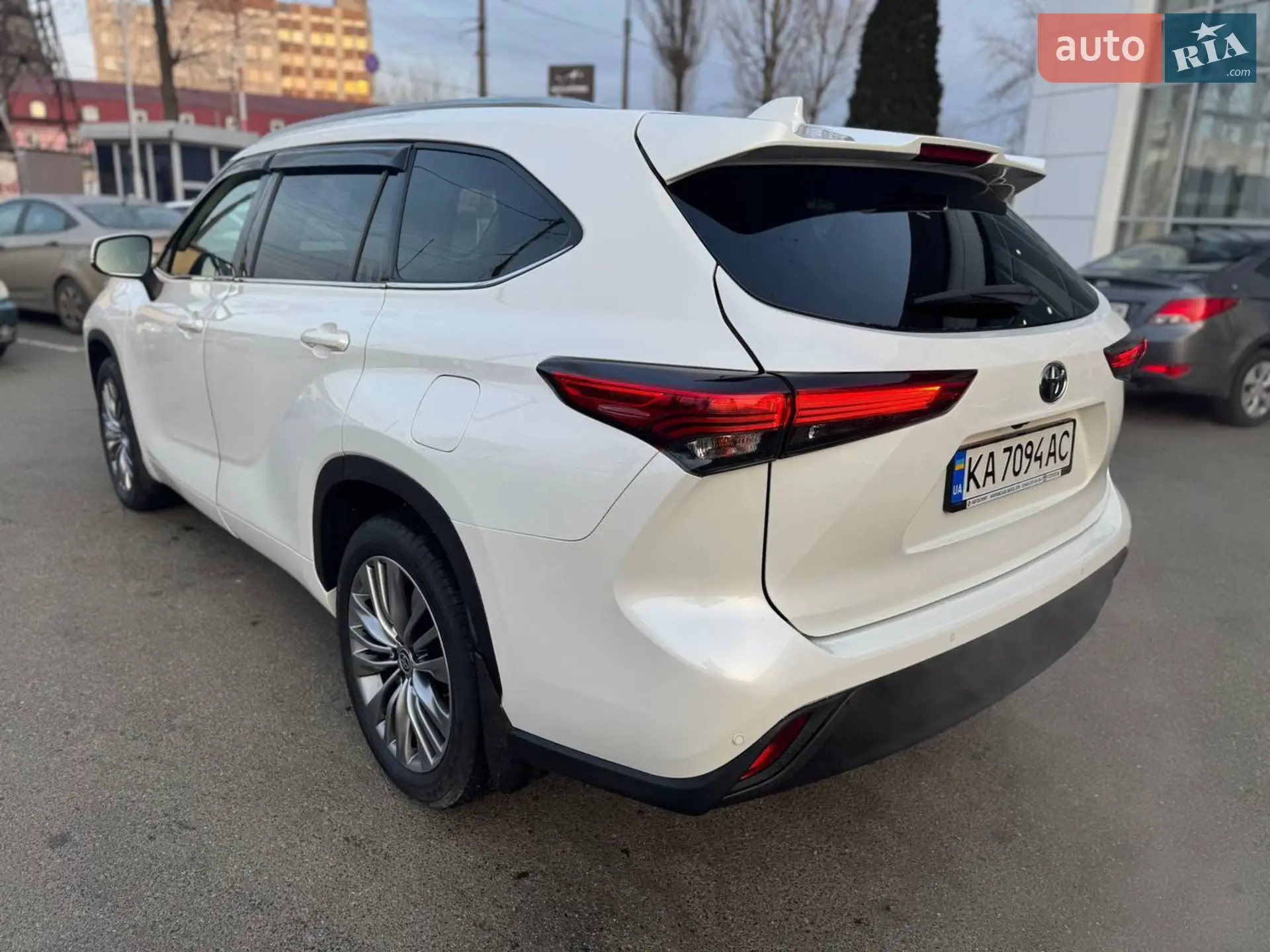 2020 Toyota Highlander - мініатюра 5