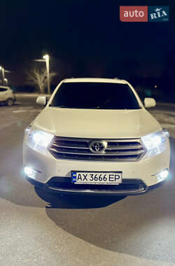 Позашляховик / Кросовер Toyota Highlander 2012 в Харкові