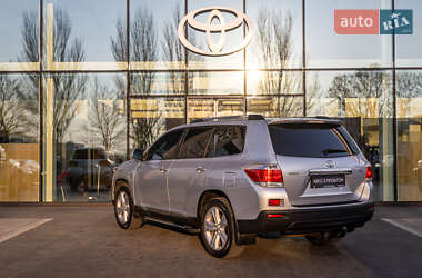 Внедорожник / Кроссовер Toyota Highlander 2013 в Днепре