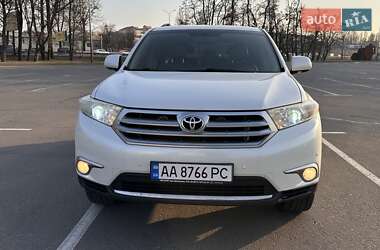 Позашляховик / Кросовер Toyota Highlander 2012 в Києві