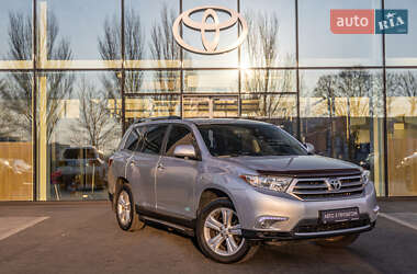 Внедорожник / Кроссовер Toyota Highlander 2013 в Днепре