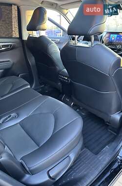 Внедорожник / Кроссовер Toyota Highlander 2022 в 