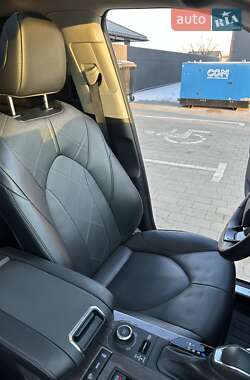 Внедорожник / Кроссовер Toyota Highlander 2022 в 