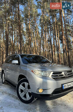 Внедорожник / Кроссовер Toyota Highlander 2011 в Днепре